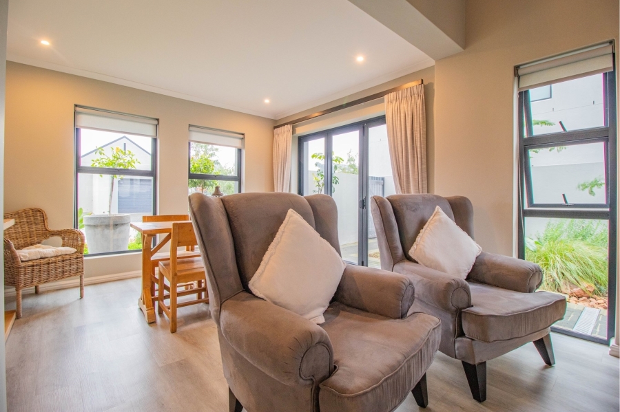 3 Bedroom Property for Sale in Aan de Wijnlanden Western Cape